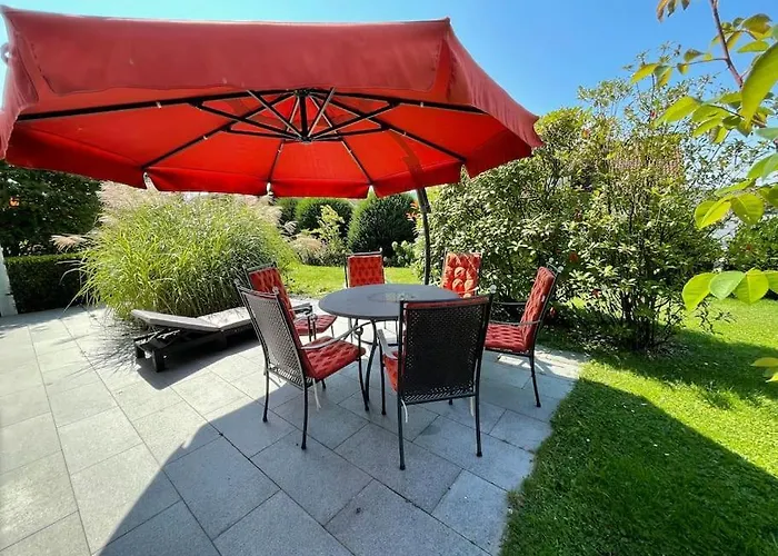 Appartement Mit Terrasse Und Garten In Seenaehe